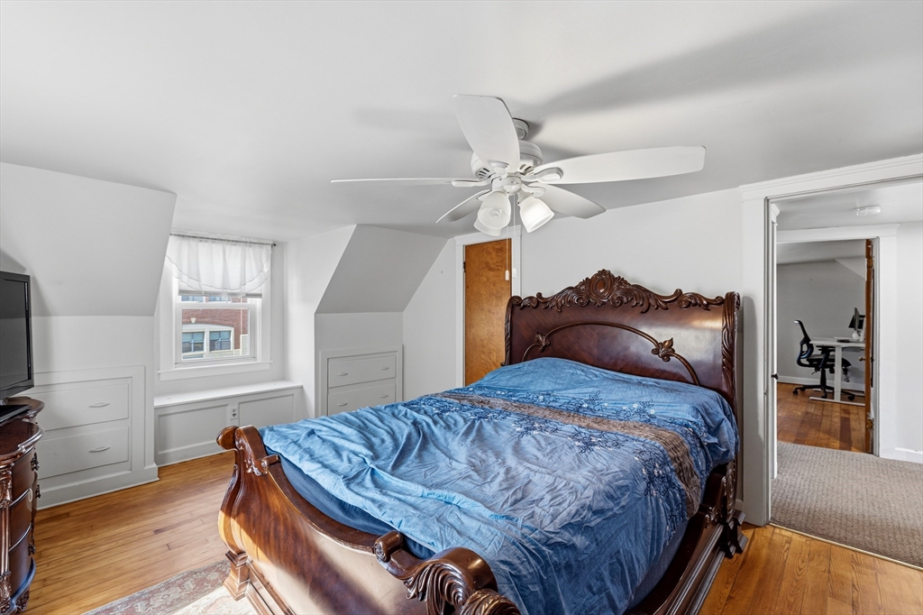322 Harwich St Property Photo 20