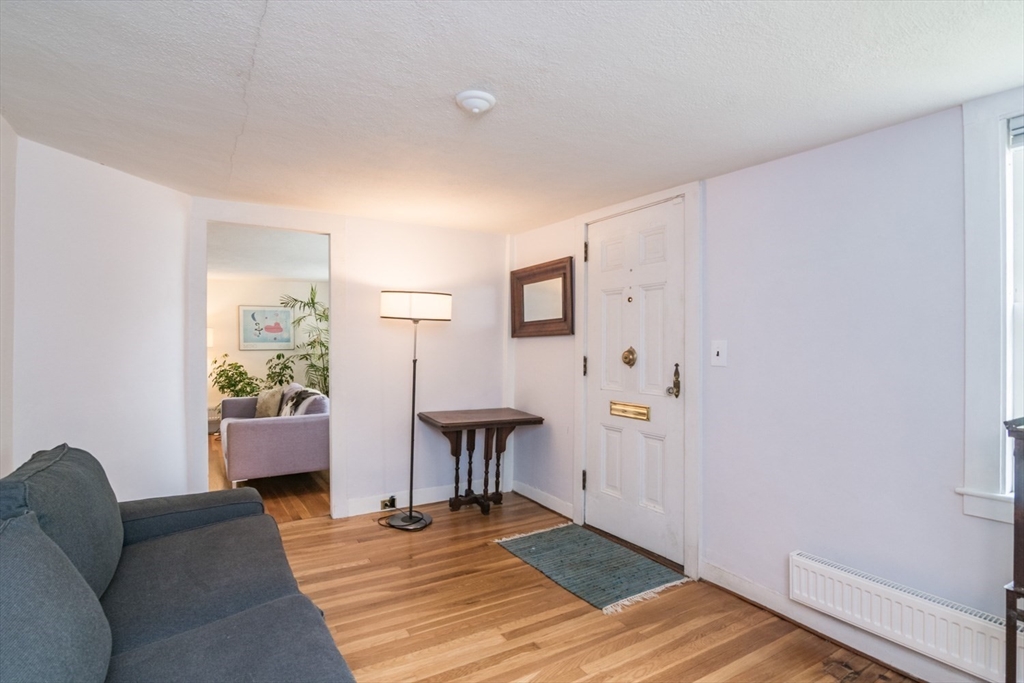 36 Conz St Property Photo 3
