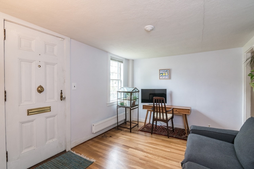 36 Conz St Property Photo 5