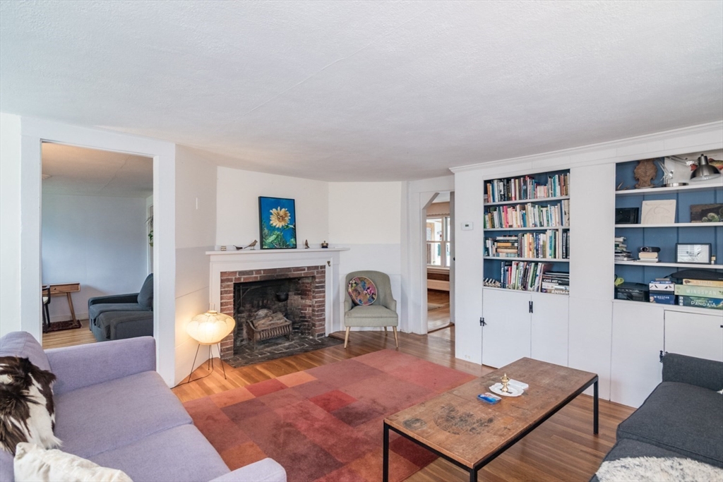 36 Conz St Property Photo 7