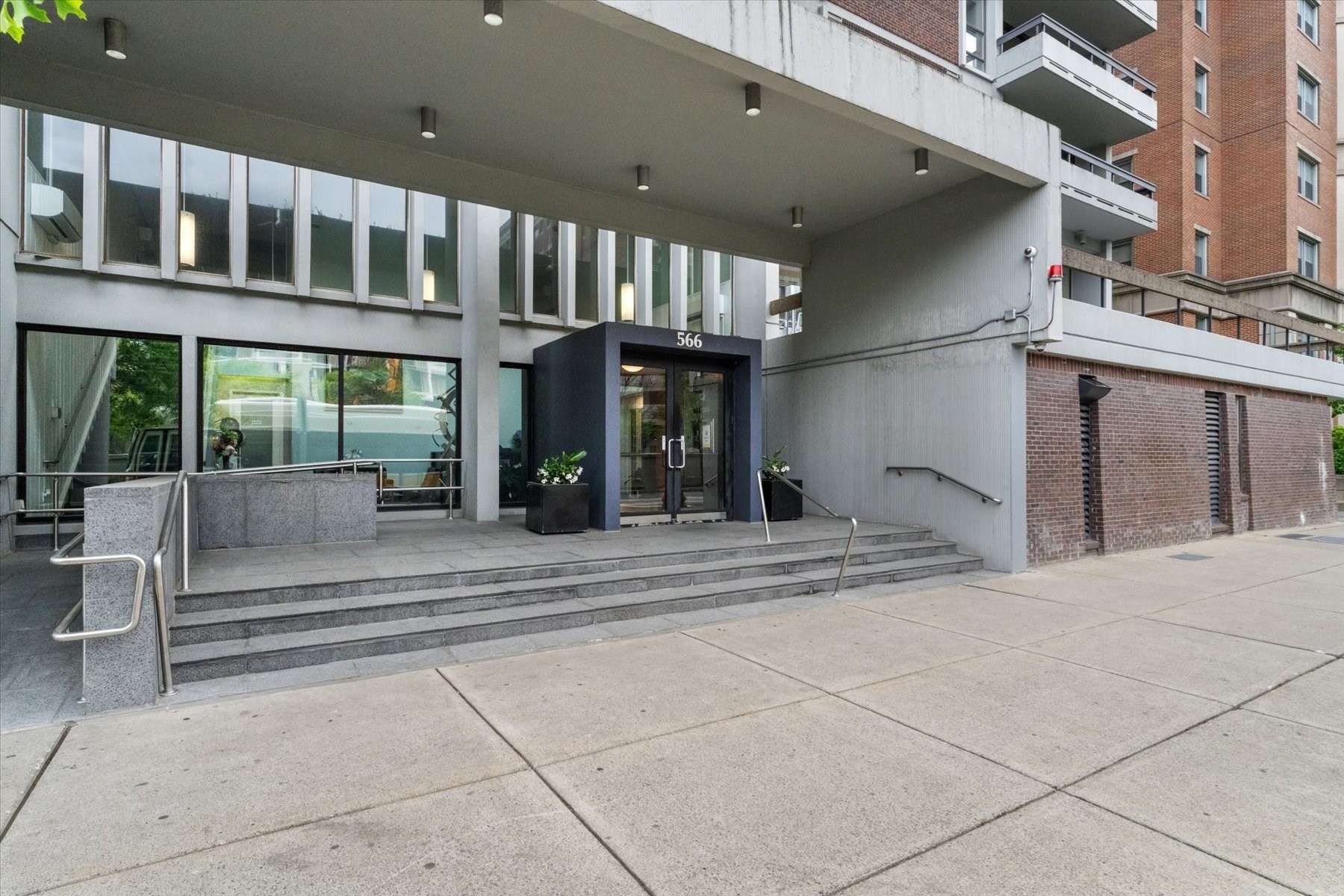 566 Commonwealth Ave # 703 Property Photo 16