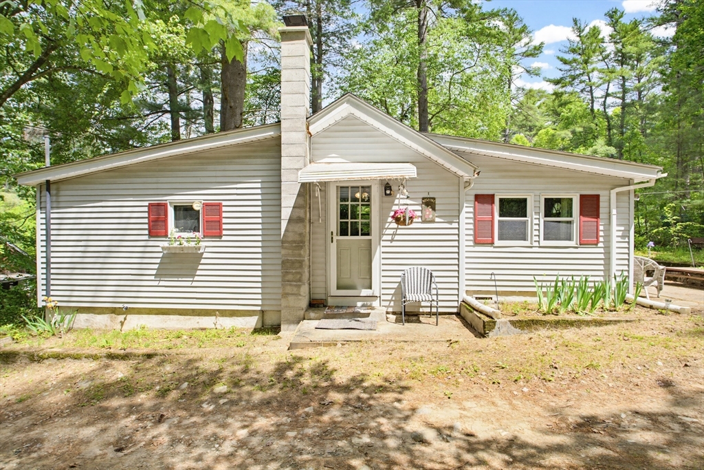 104 Piney Lane Property Photo 1