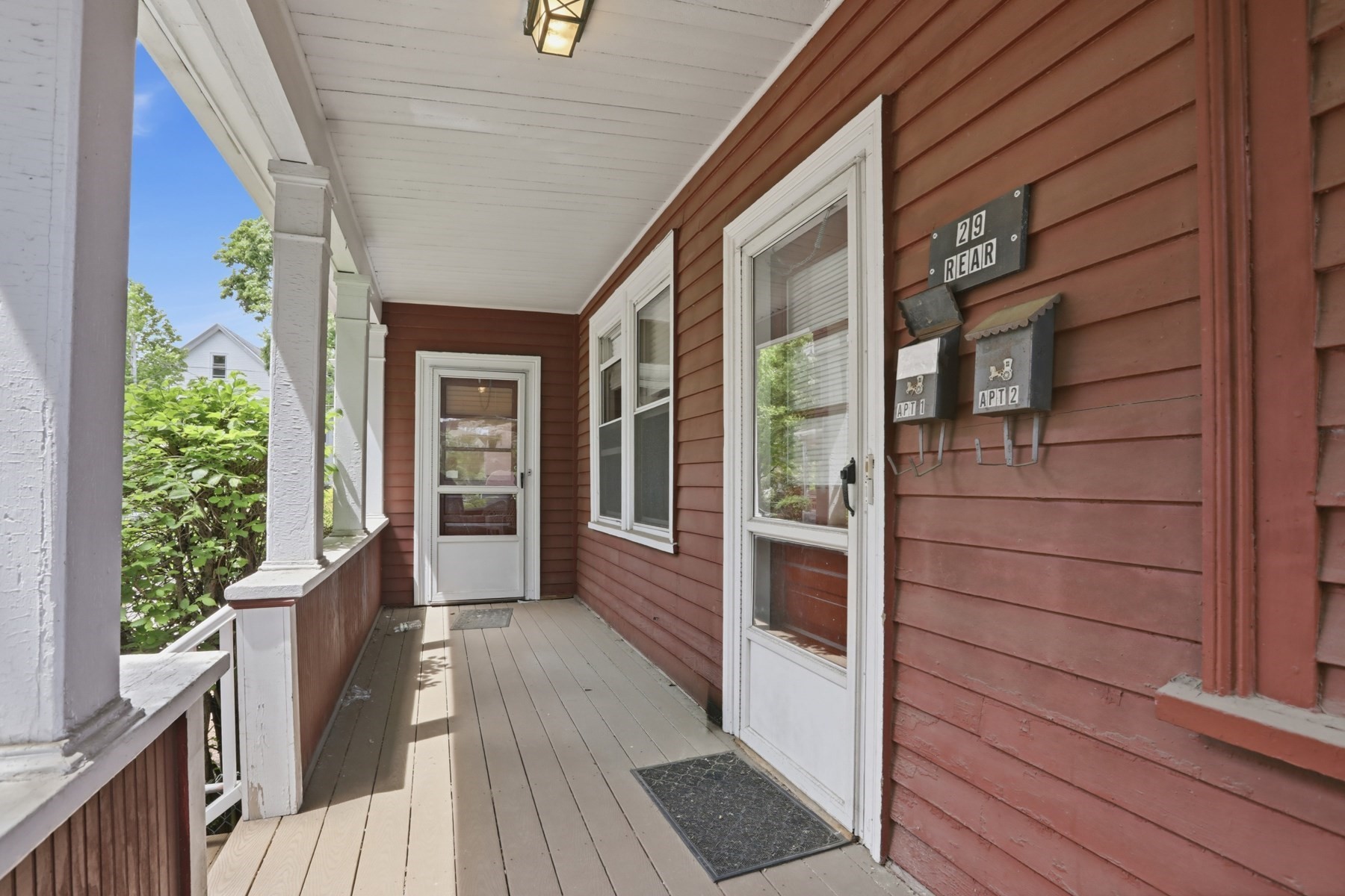 29-31 Sprague St Property Photo 4