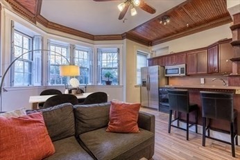 250 Commonwealth Ave # 22 Property Photo 1