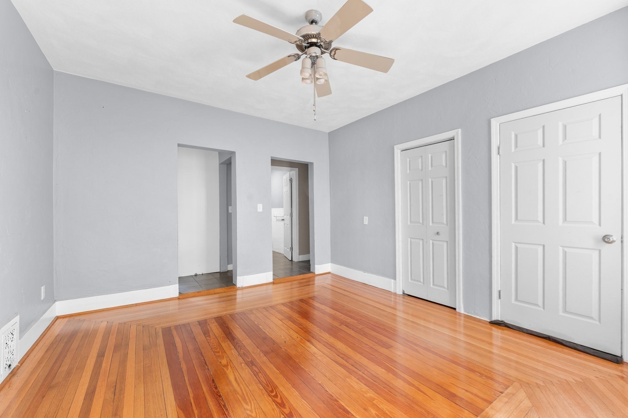 5 Timothy Avenue # 2 Property Photo 8