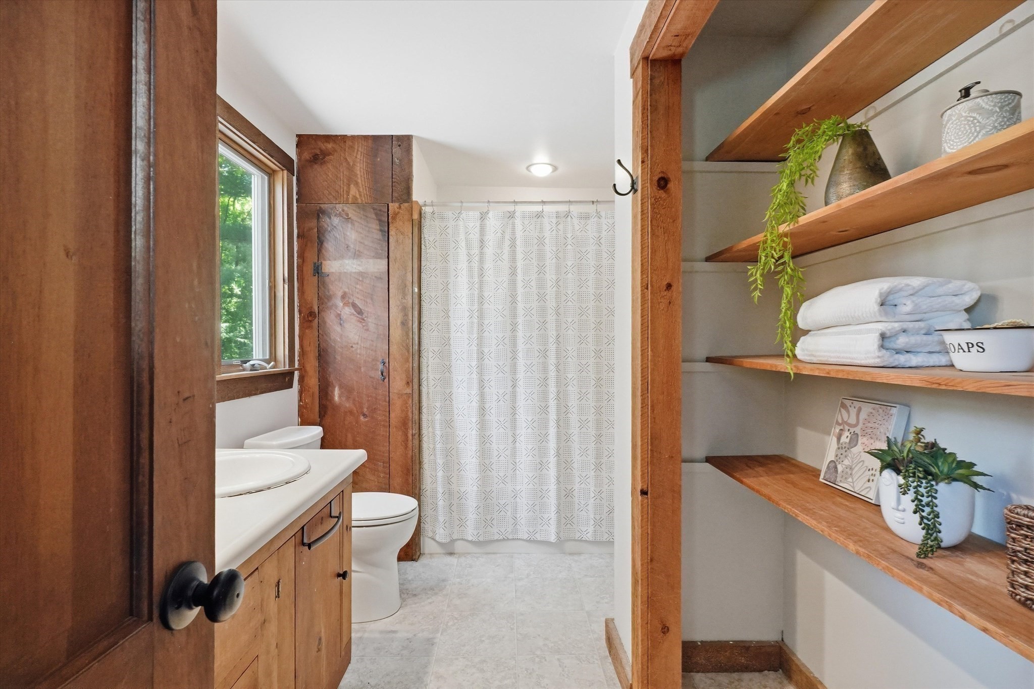 770 Boxford Street Property Photo 24