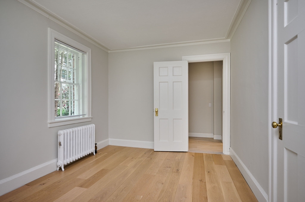 43 Woodlawn Ave Property Photo 10