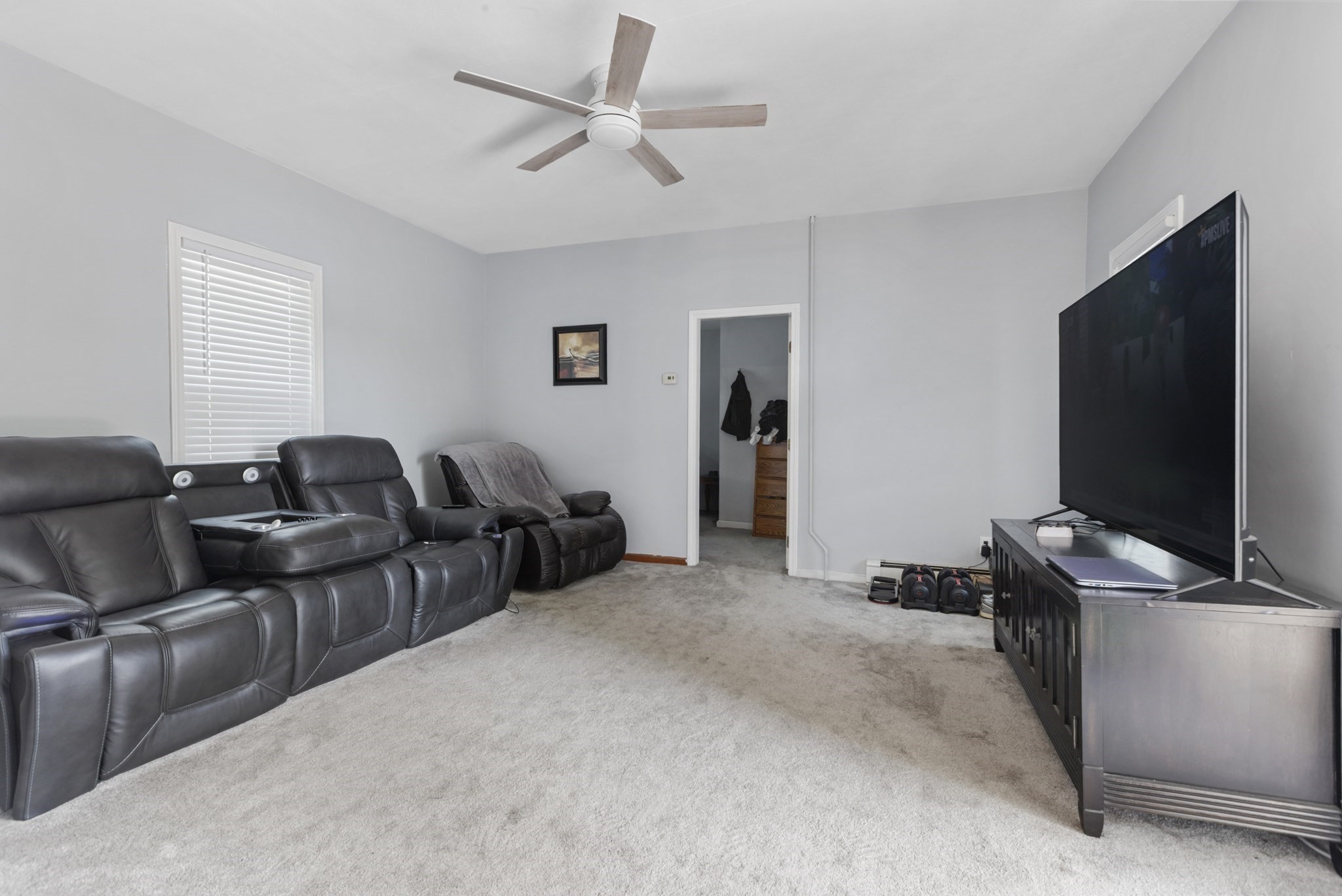 66 School St Property Photo 11