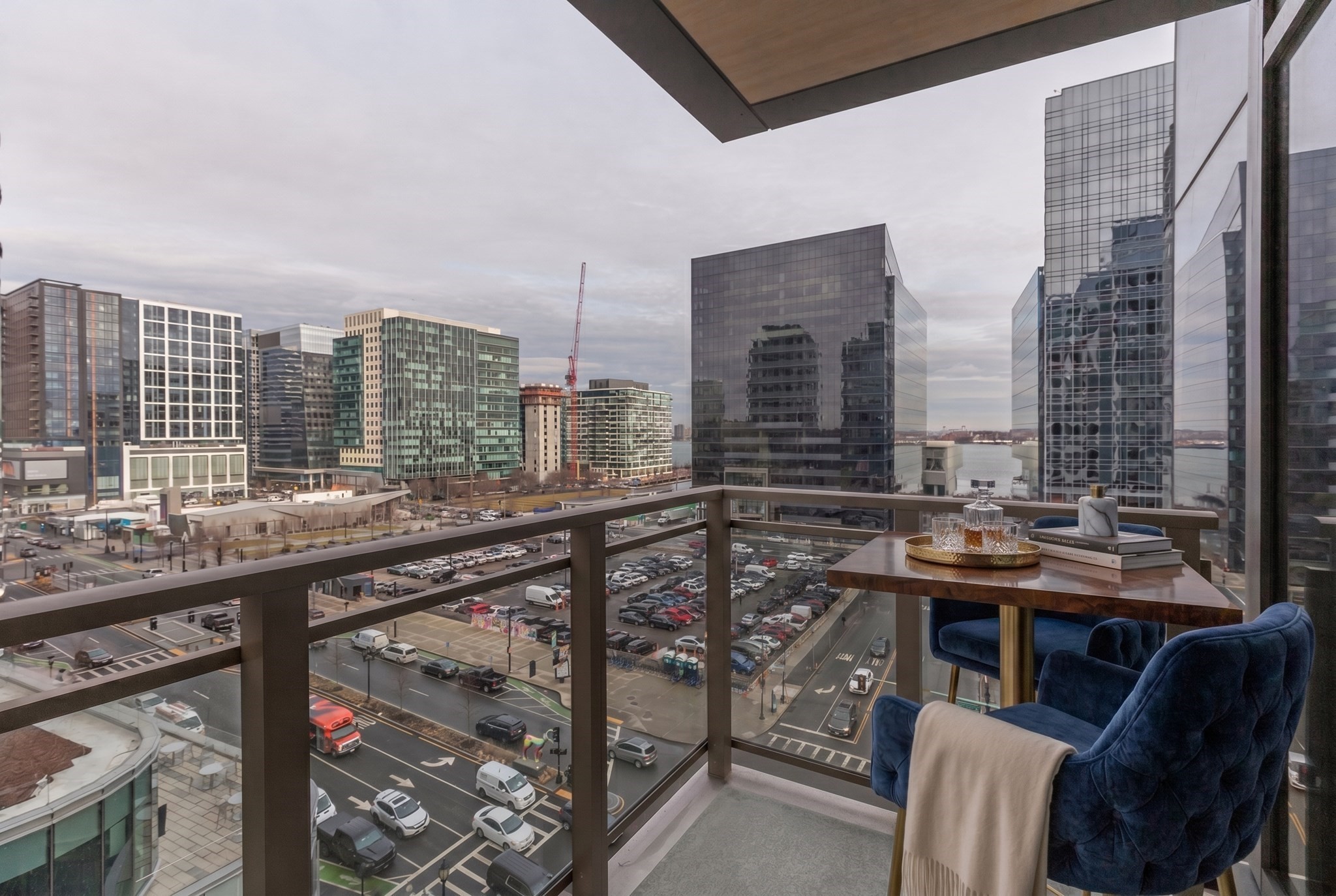 133 Seaport Blvd # 902 Property Photo 3