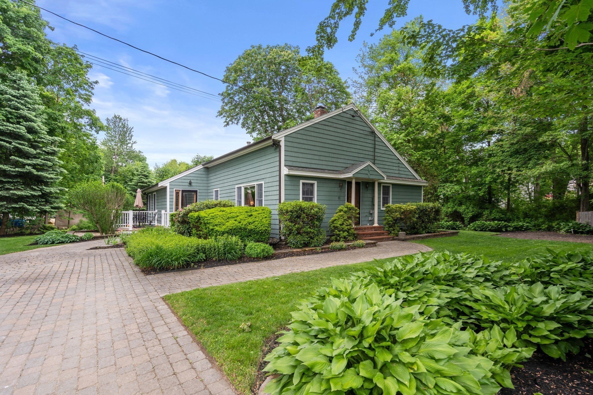 18 Ivy Rd Property Photo 1