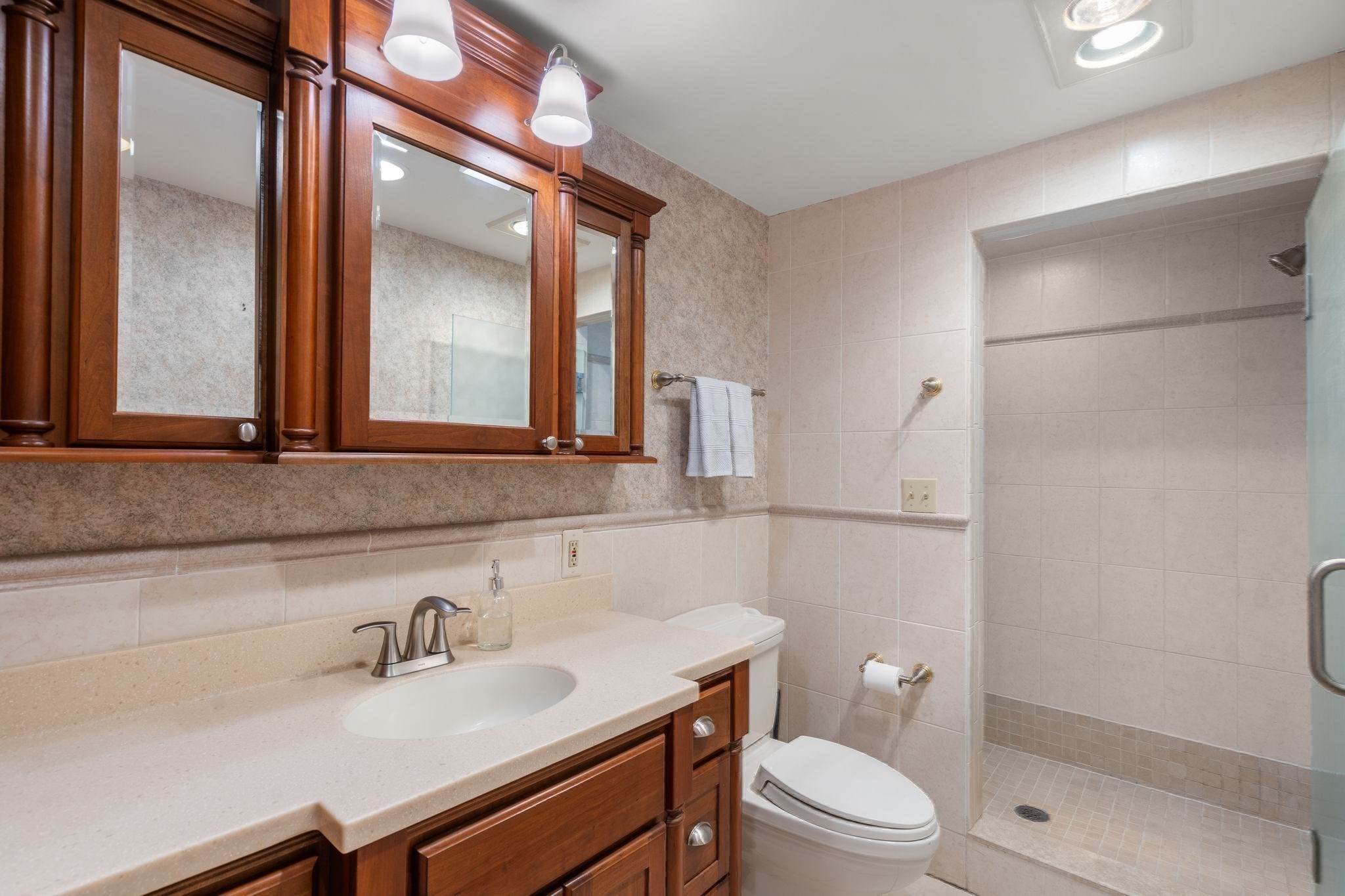 18 Ivy Rd Property Photo 17