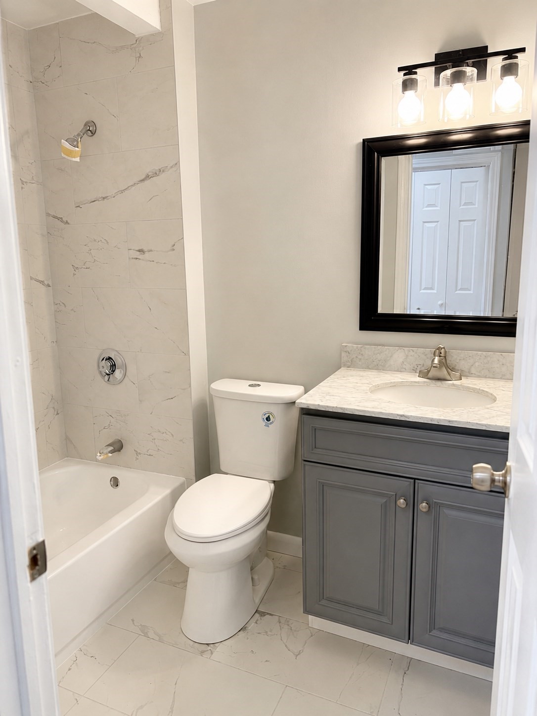 57 Sumner St # F Property Photo 6