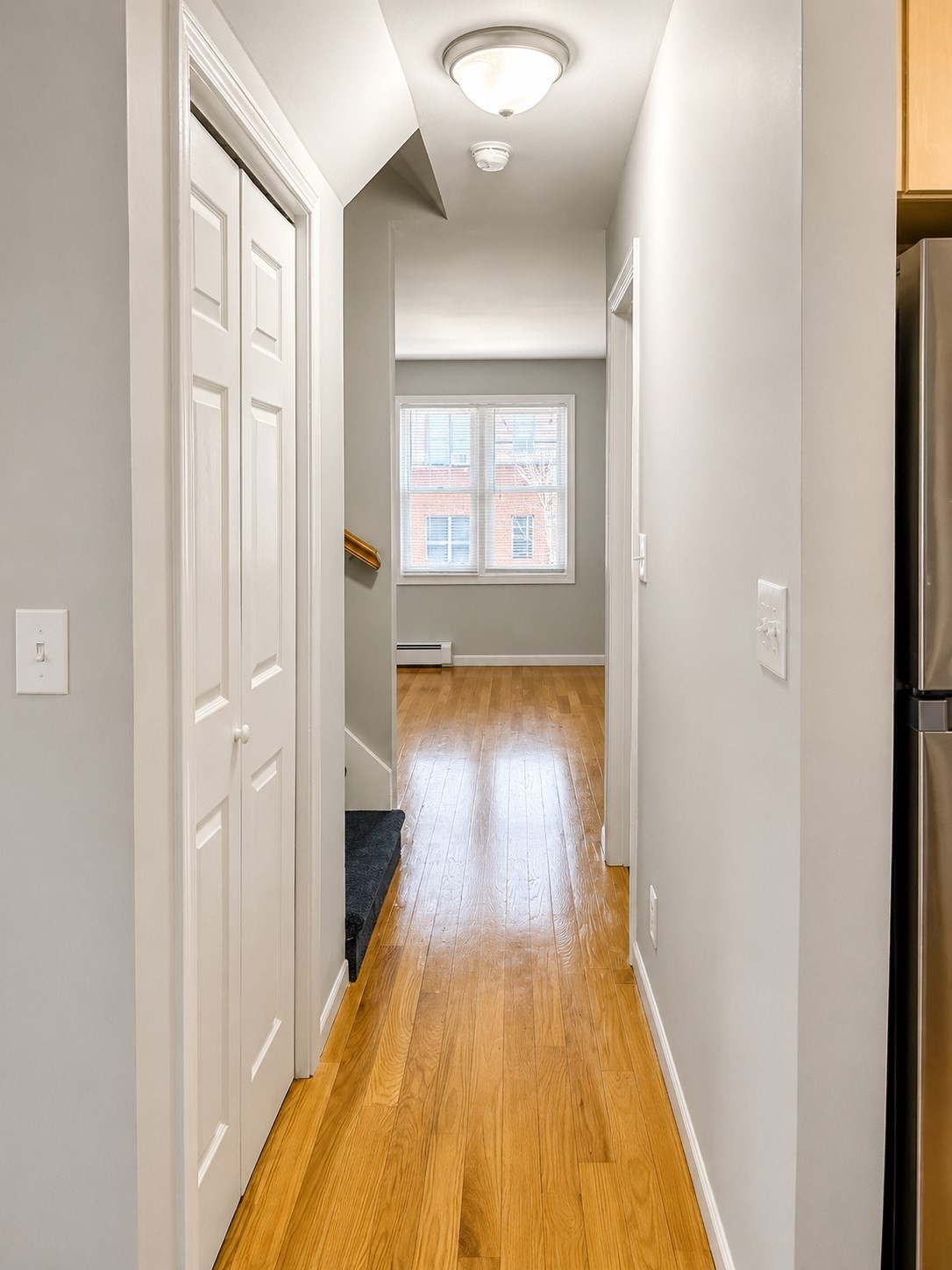 57 Sumner St # F Property Photo 8