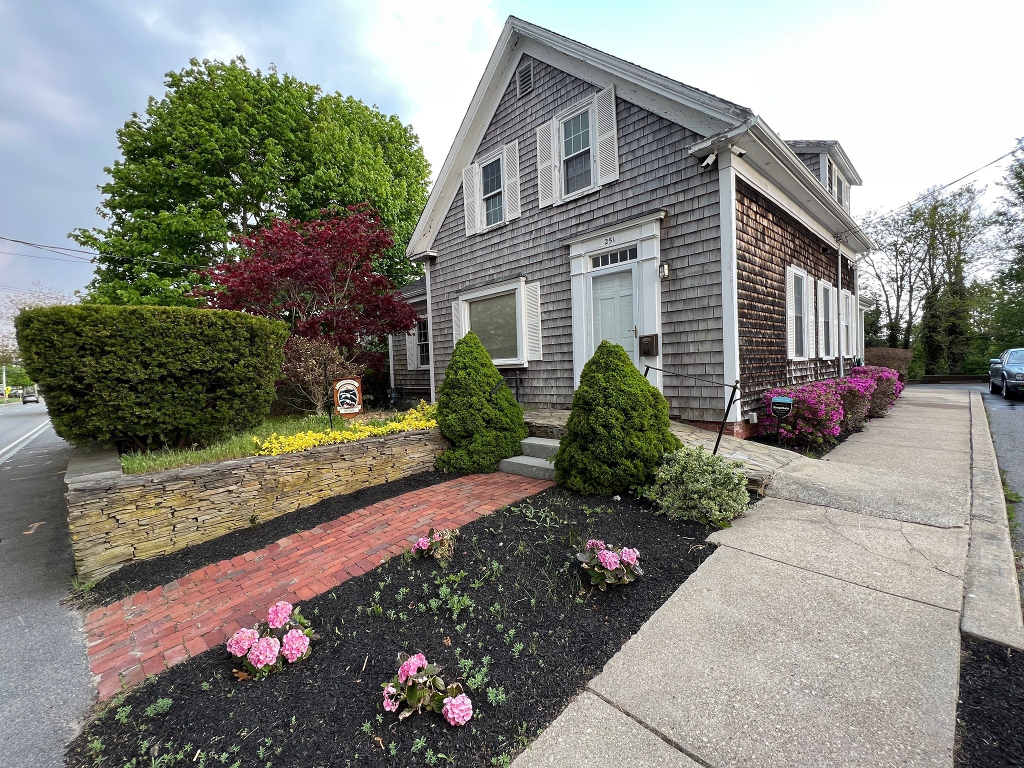 251 South Street Property Photo 1