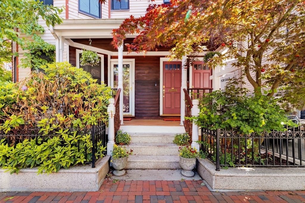 87 Kinnaird St. # 2 Property Photo 3