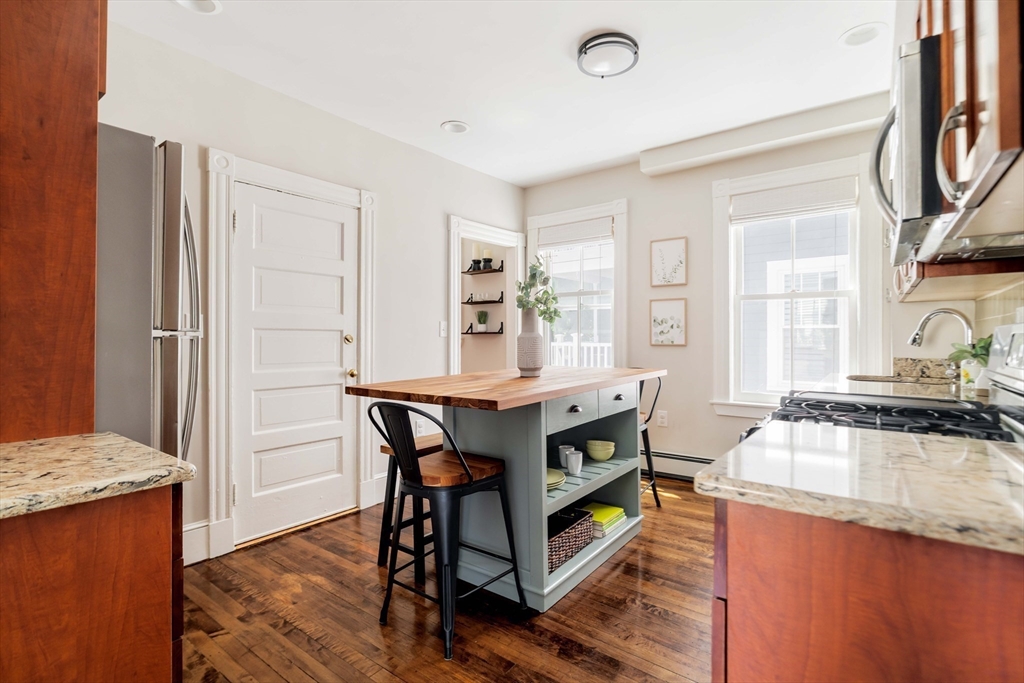 87 Kinnaird St. # 2 Property Photo 11