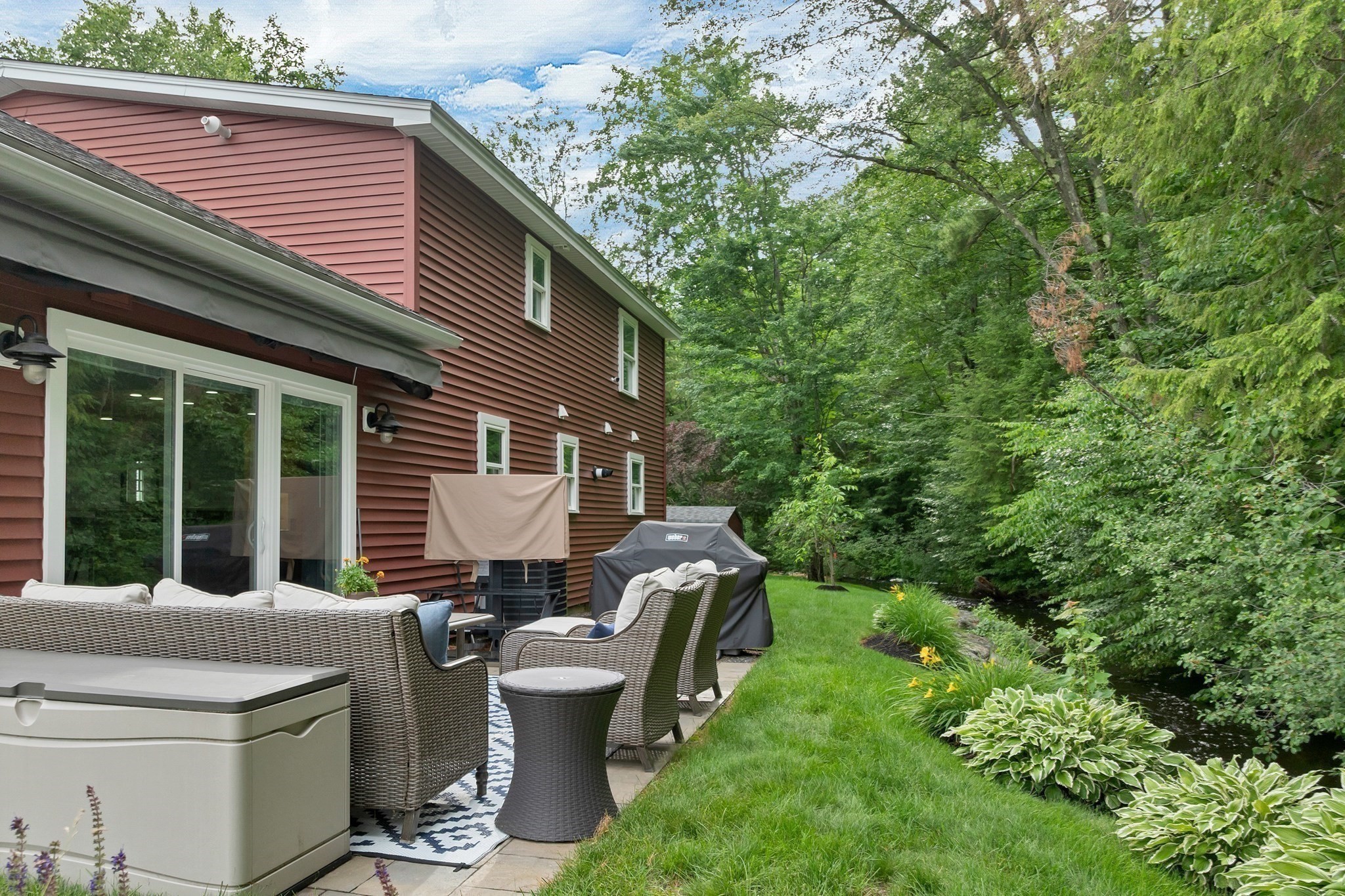 3 5th Street Property Photo 6