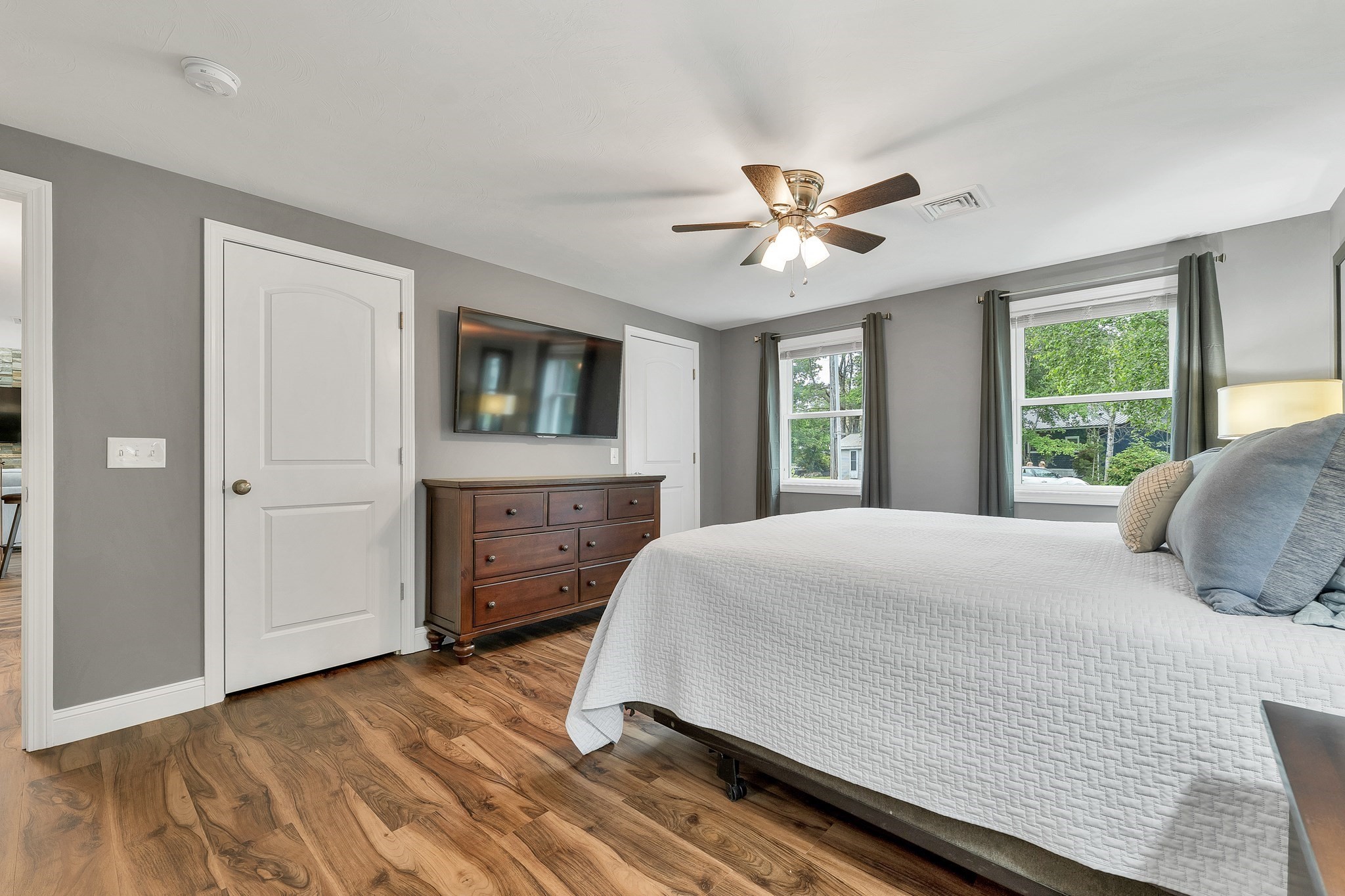 3 5th Street Property Photo 18