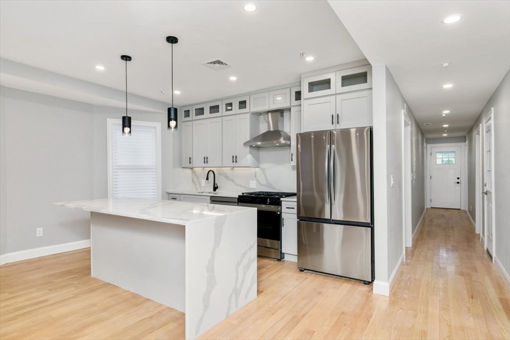 755 Boylston St # 3 Property Photo 7