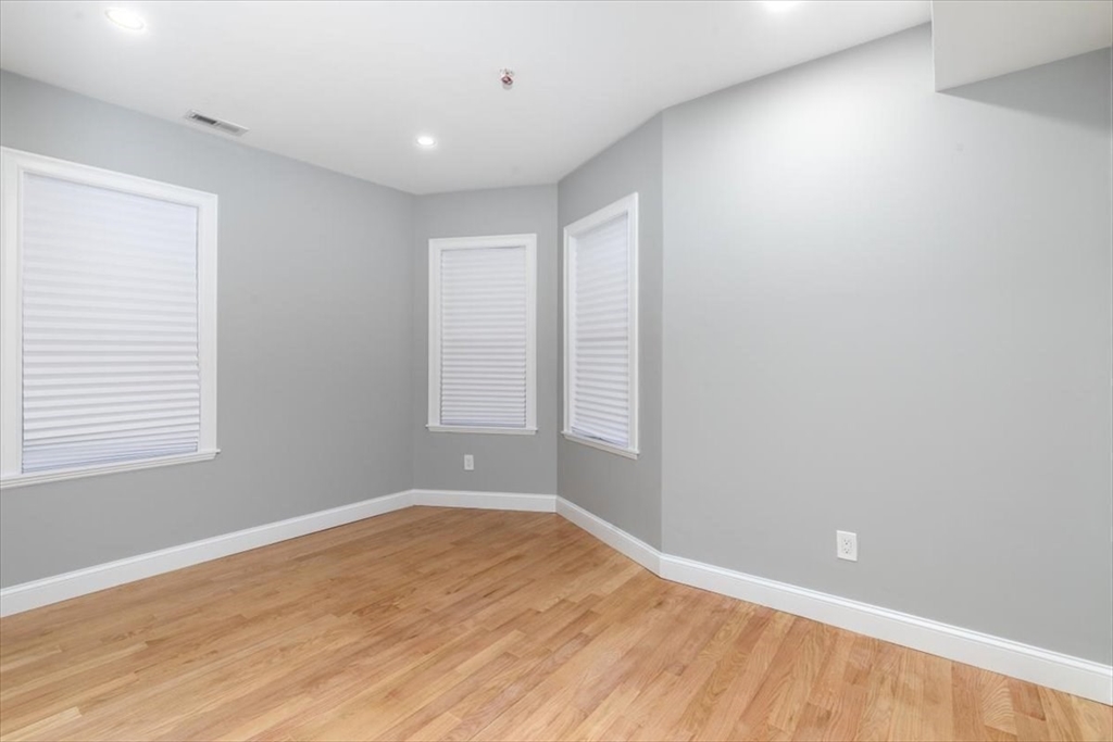 755 Boylston St # 3 Property Photo 15