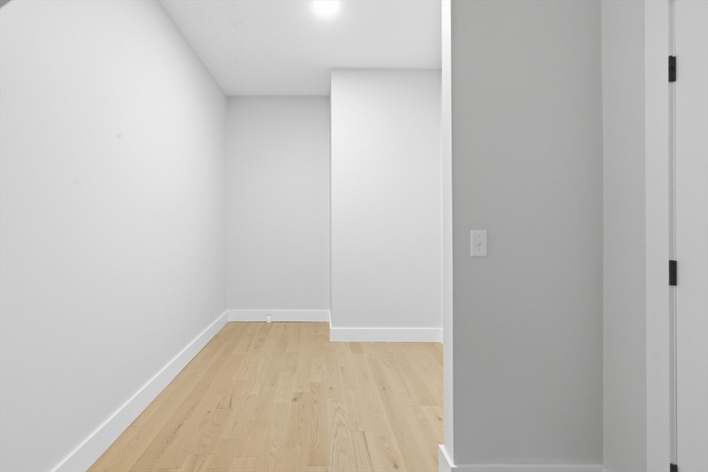 67 Queen St # 4c Property Photo 26