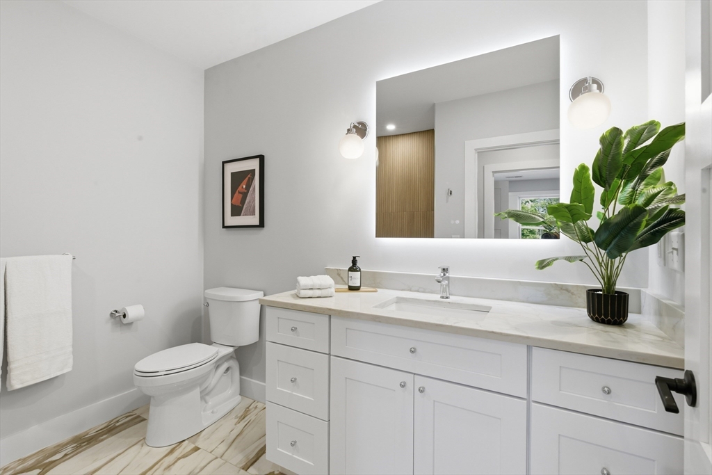 67 Queen St # 4c Property Photo 27