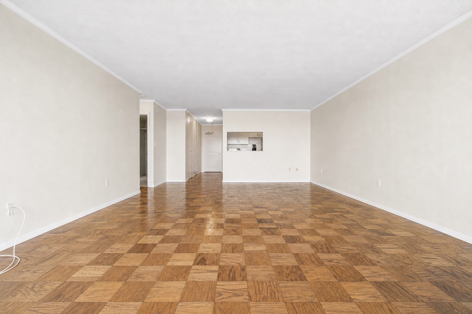 8 Whittier Pl # 21b Property Photo 6