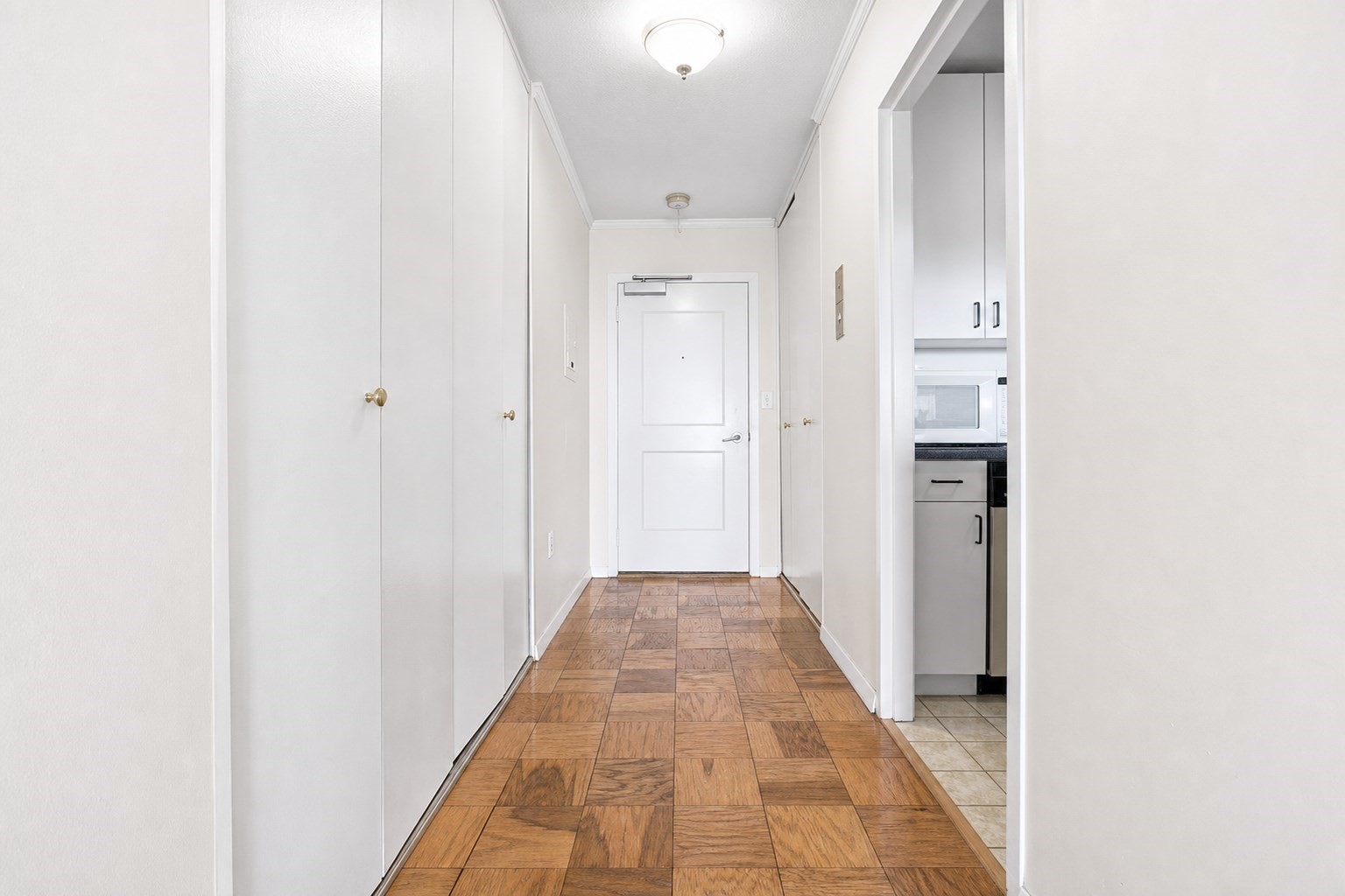 8 Whittier Pl # 21b Property Photo 14