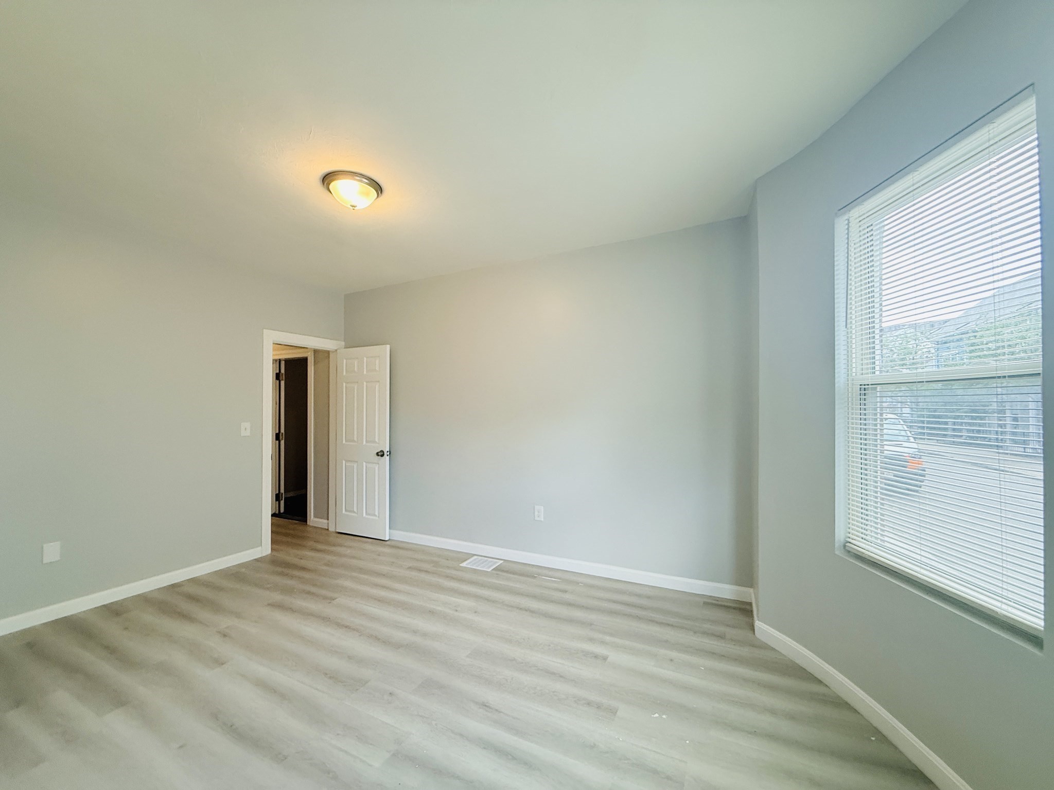 93 Zeigler St # 1 Property Photo 4