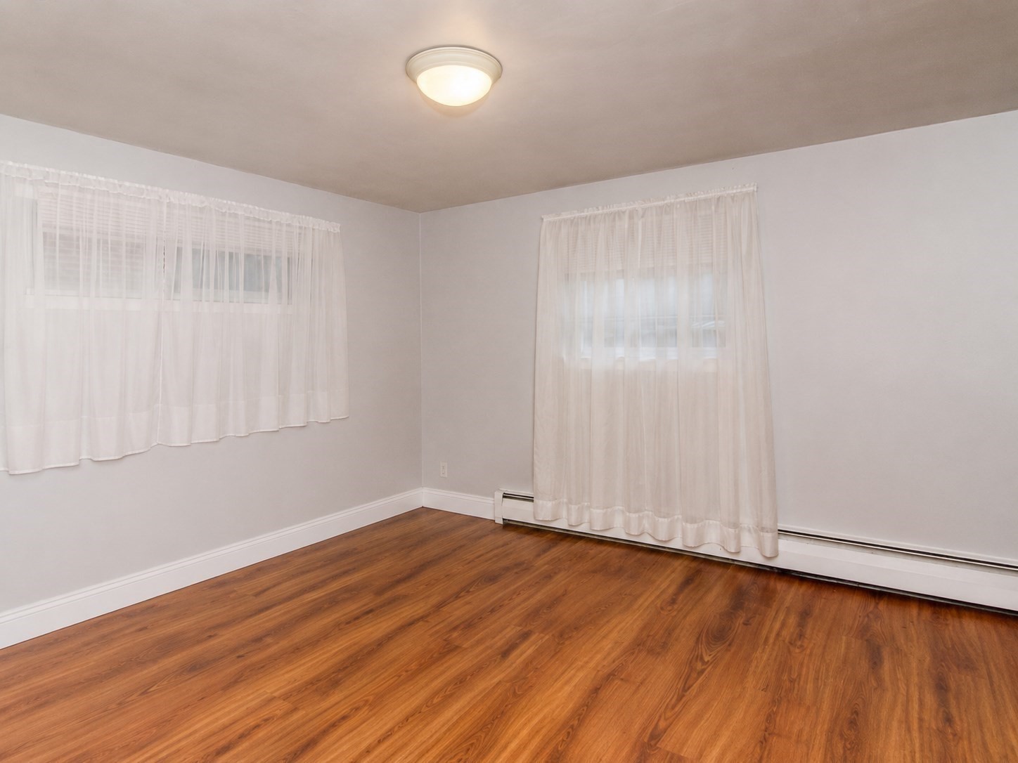 10 Commonwealth Ct # 2 Property Photo 6