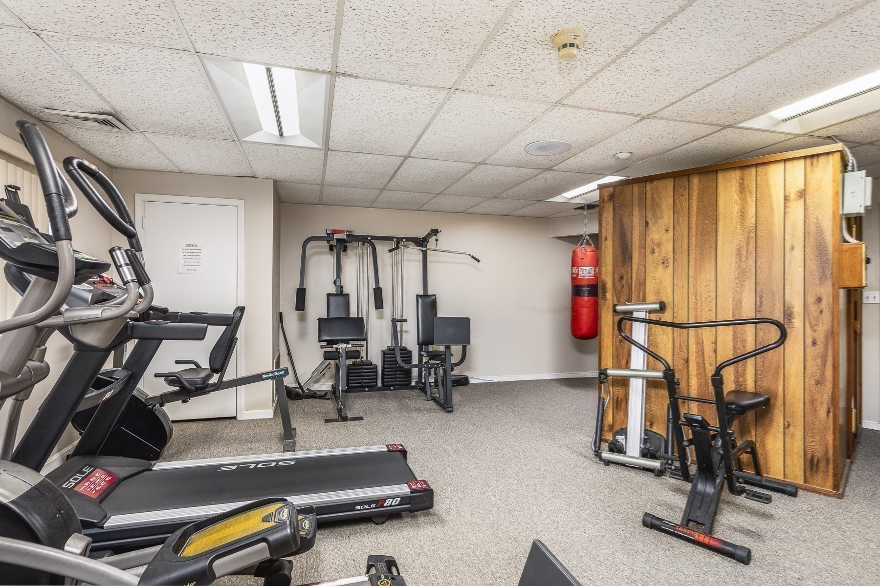295 Lynn Shore Drive # 402 Property Photo 17