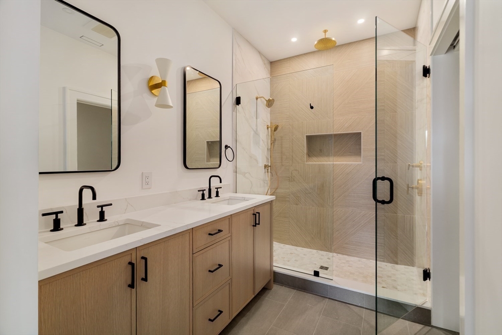 15 South Waverly # 15