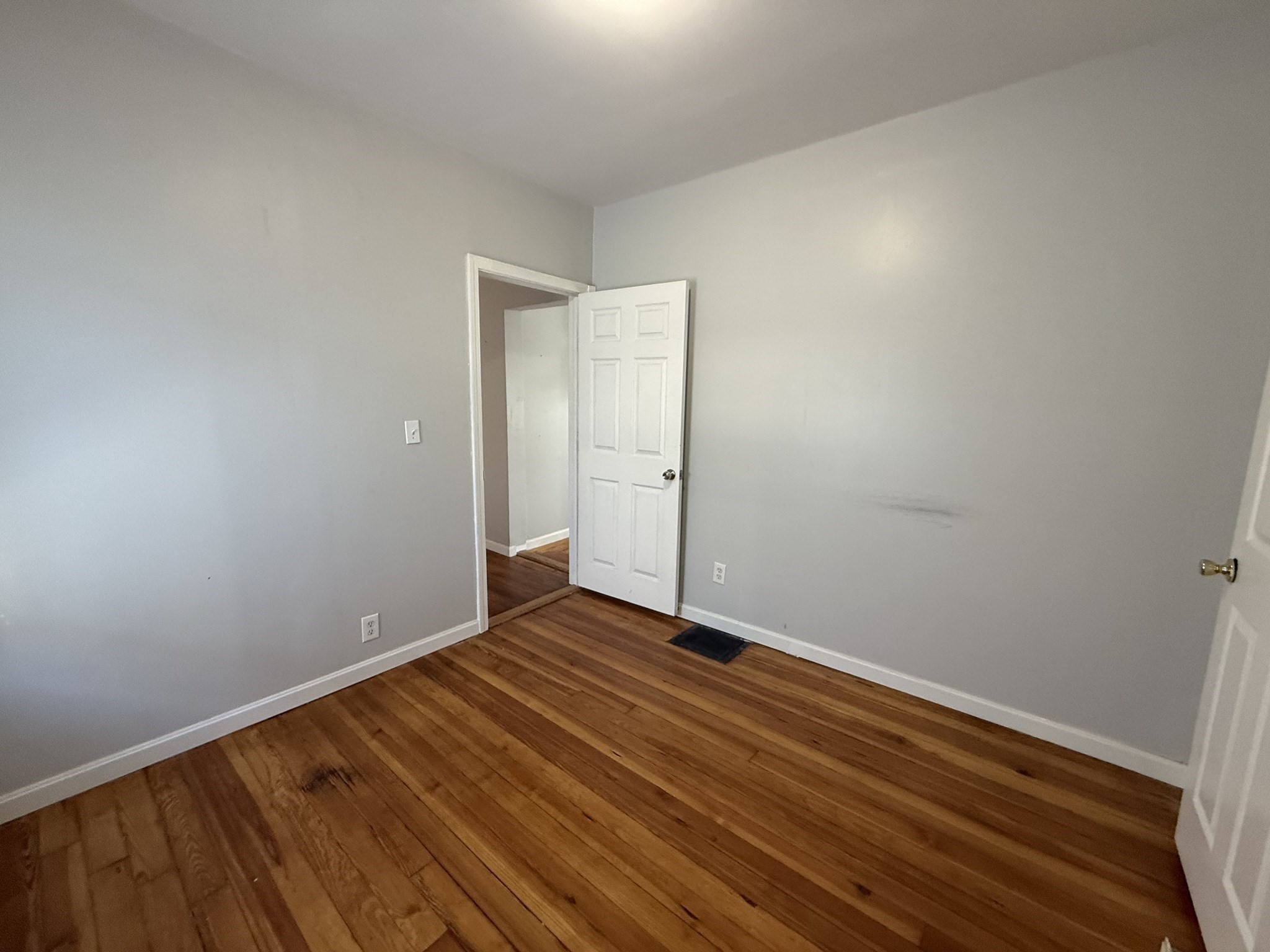 68-70 Wyeth St # 3 Property Photo 4