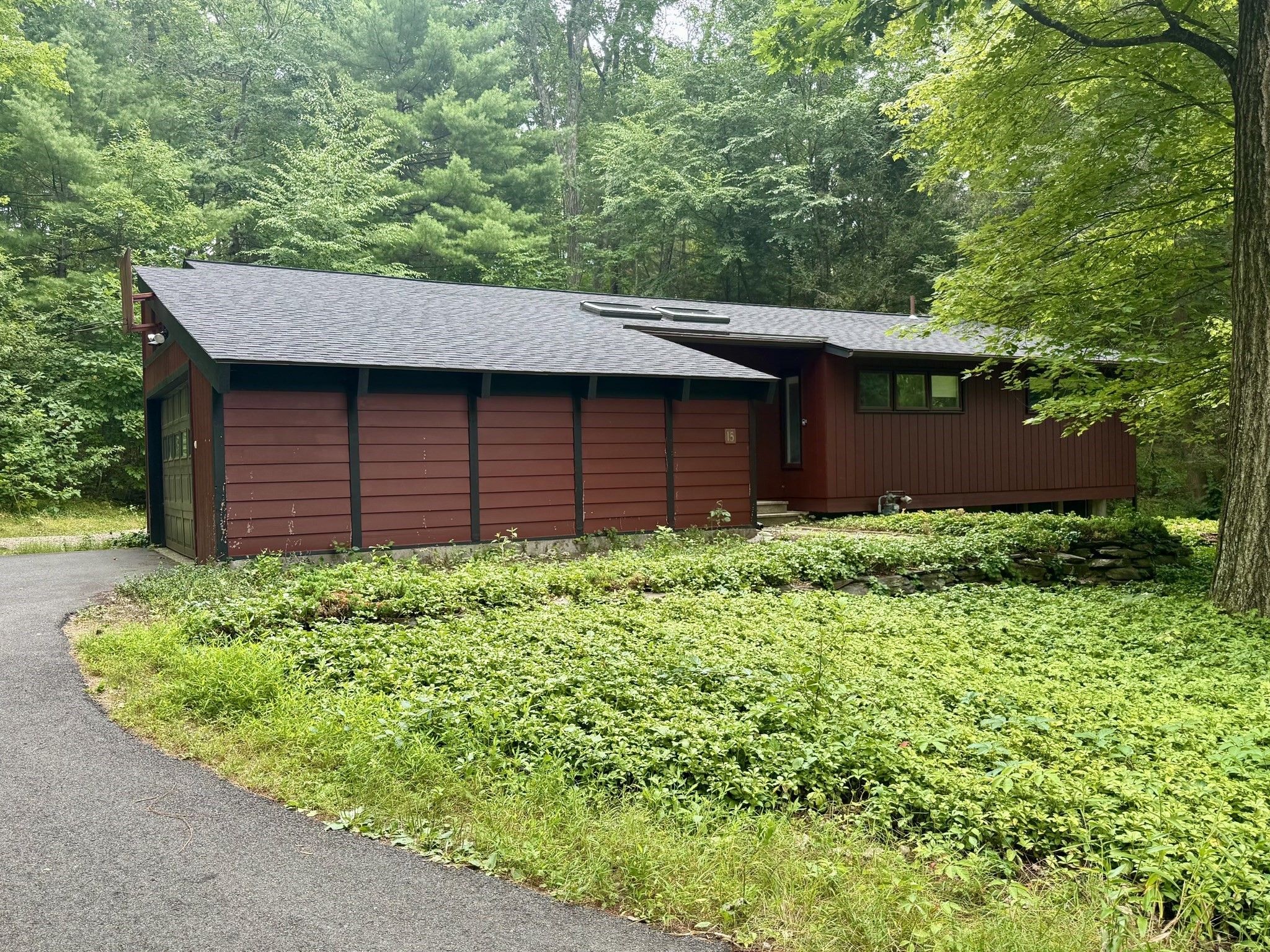 15 Red Fox Ln Property Photo 1