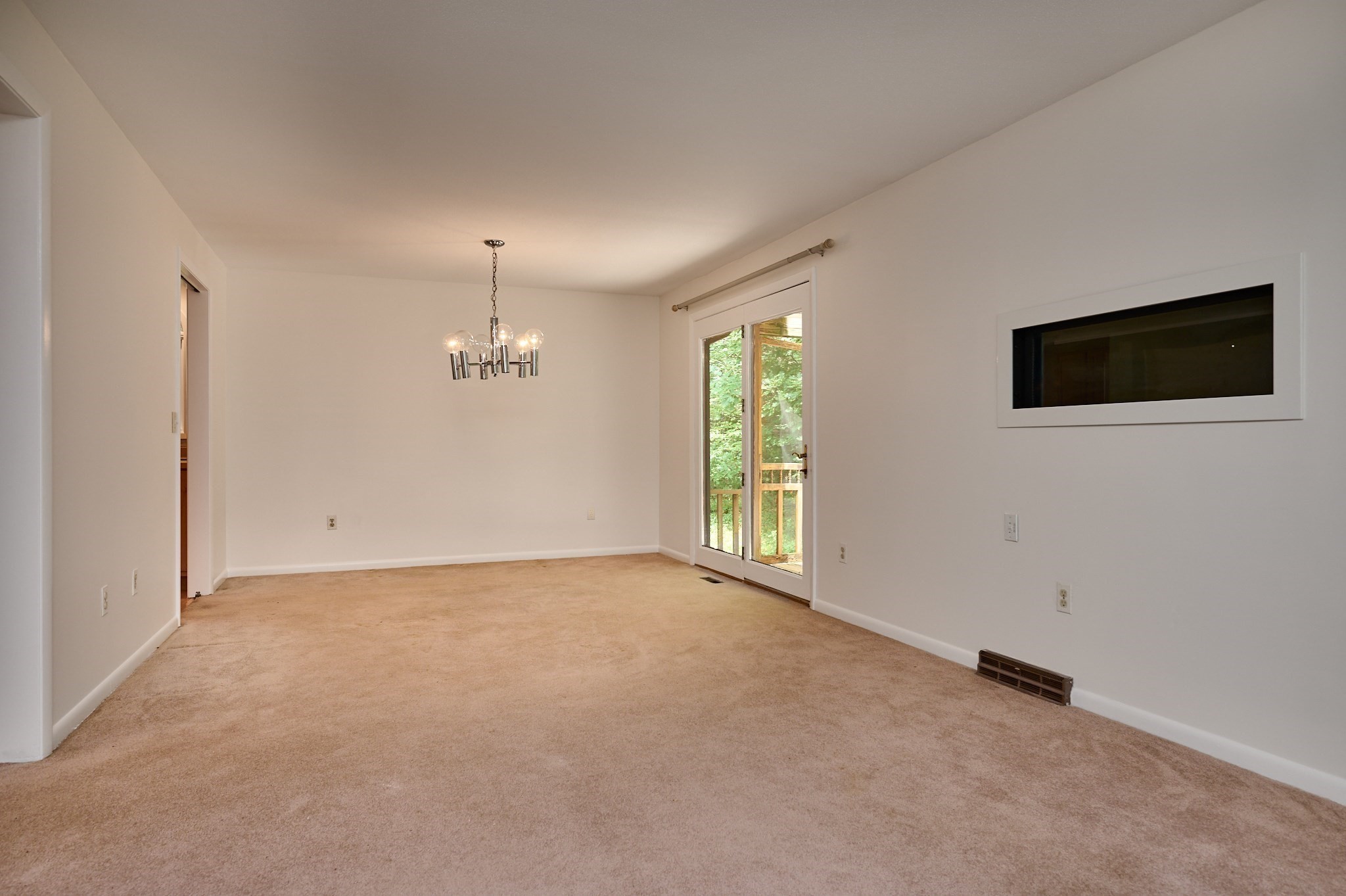 15 Red Fox Ln Property Photo 9