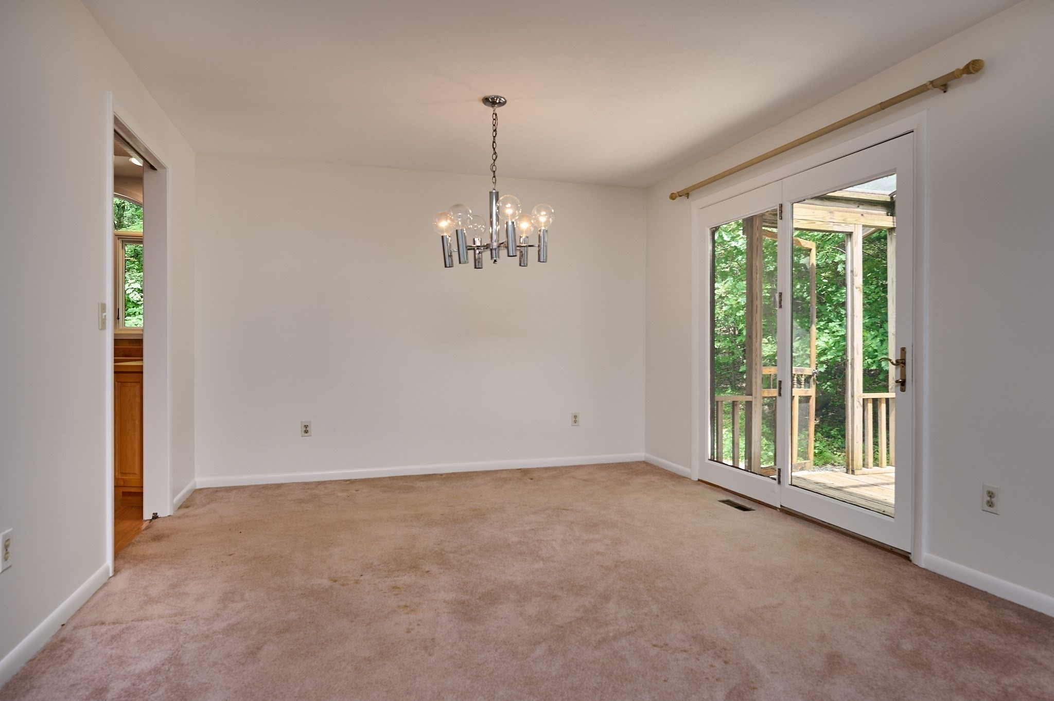 15 Red Fox Ln Property Photo 10