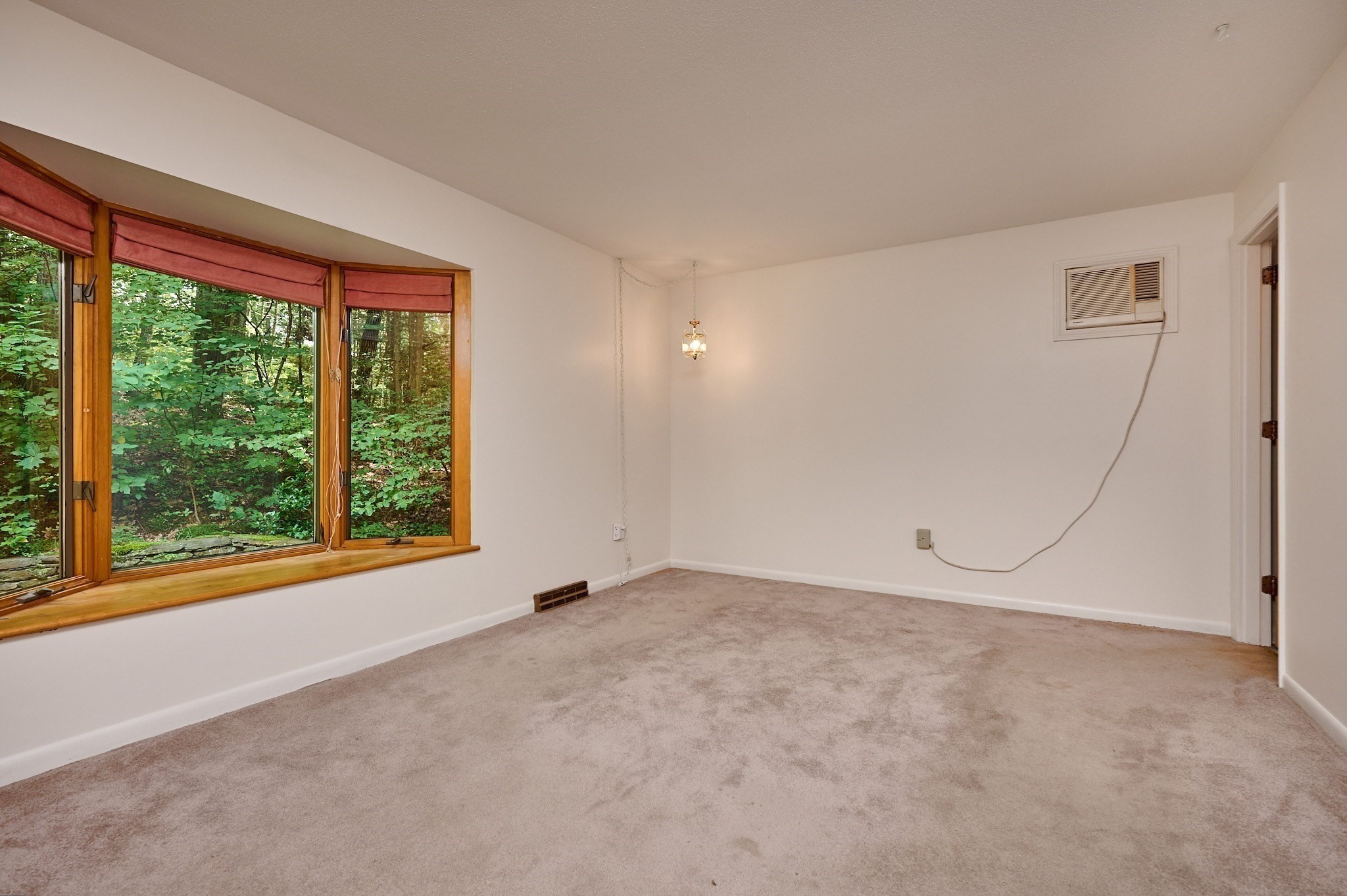 15 Red Fox Ln Property Photo 11