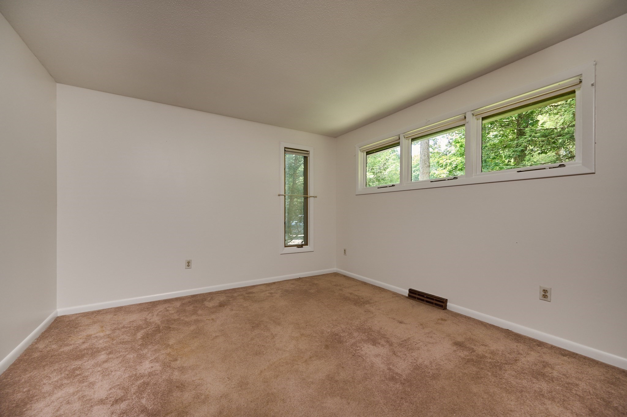 15 Red Fox Ln Property Photo 14
