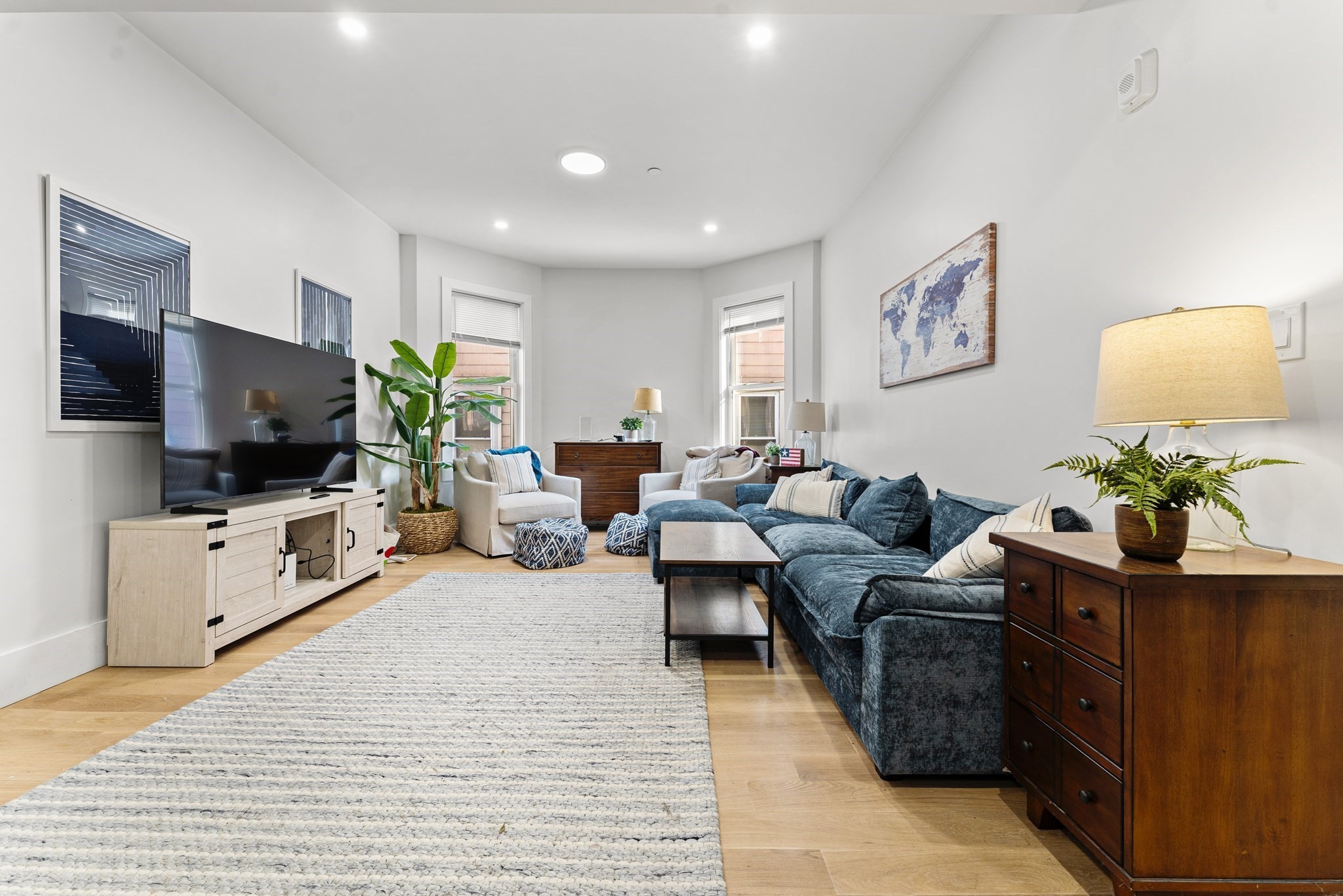 7 Oswald Street # 3 Property Photo 2