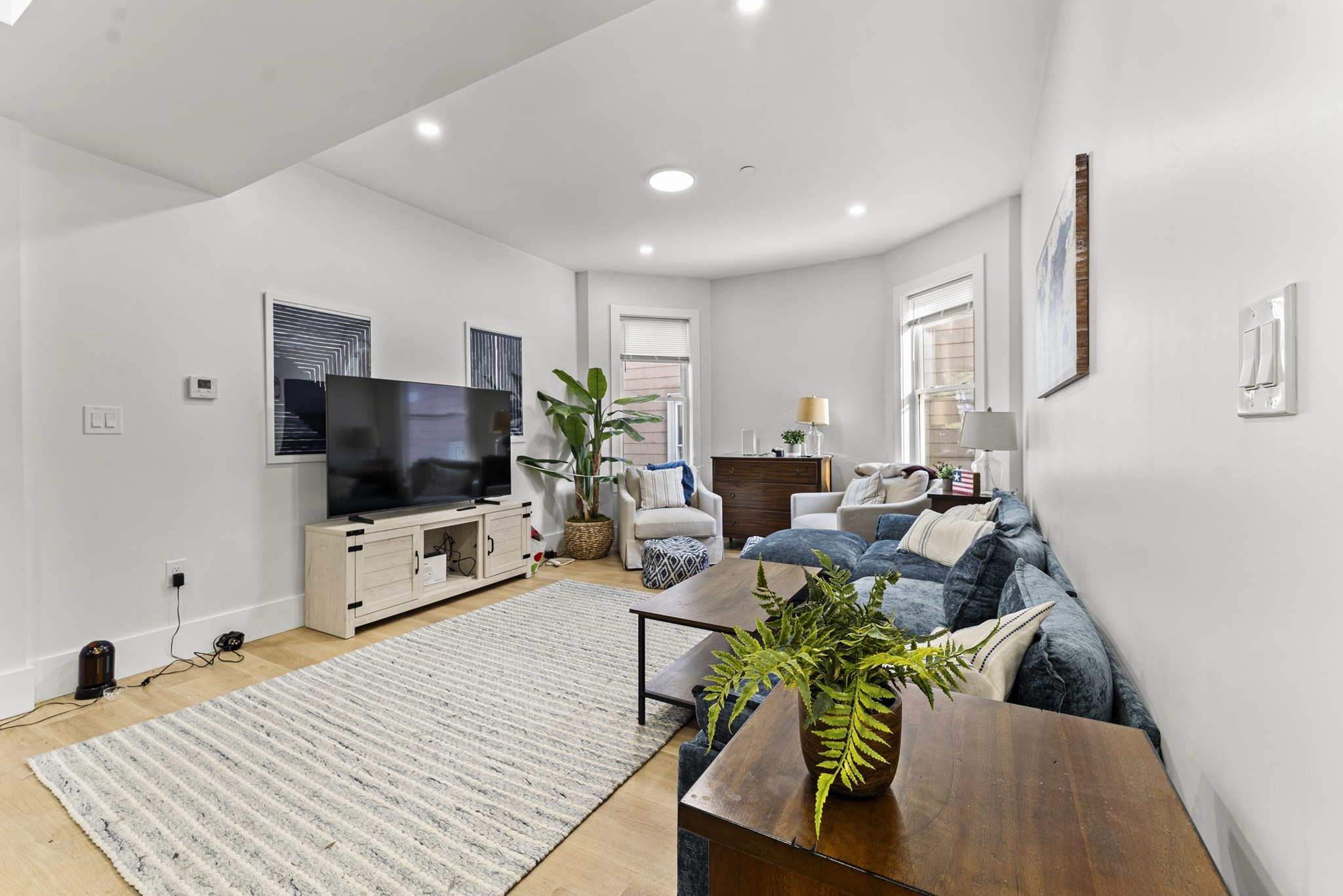 7 Oswald Street # 3 Property Photo 3