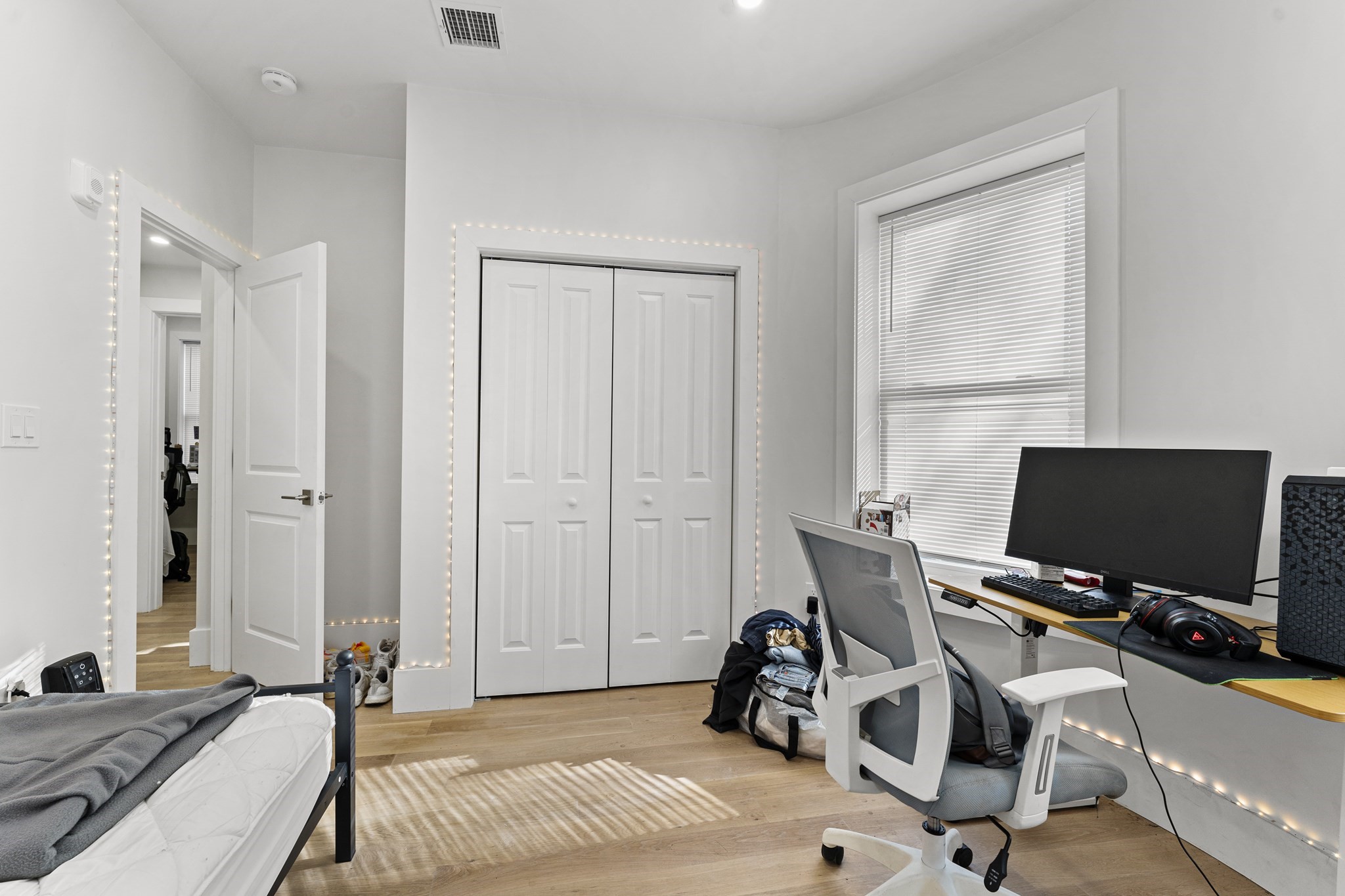 7 Oswald Street # 3 Property Photo 15