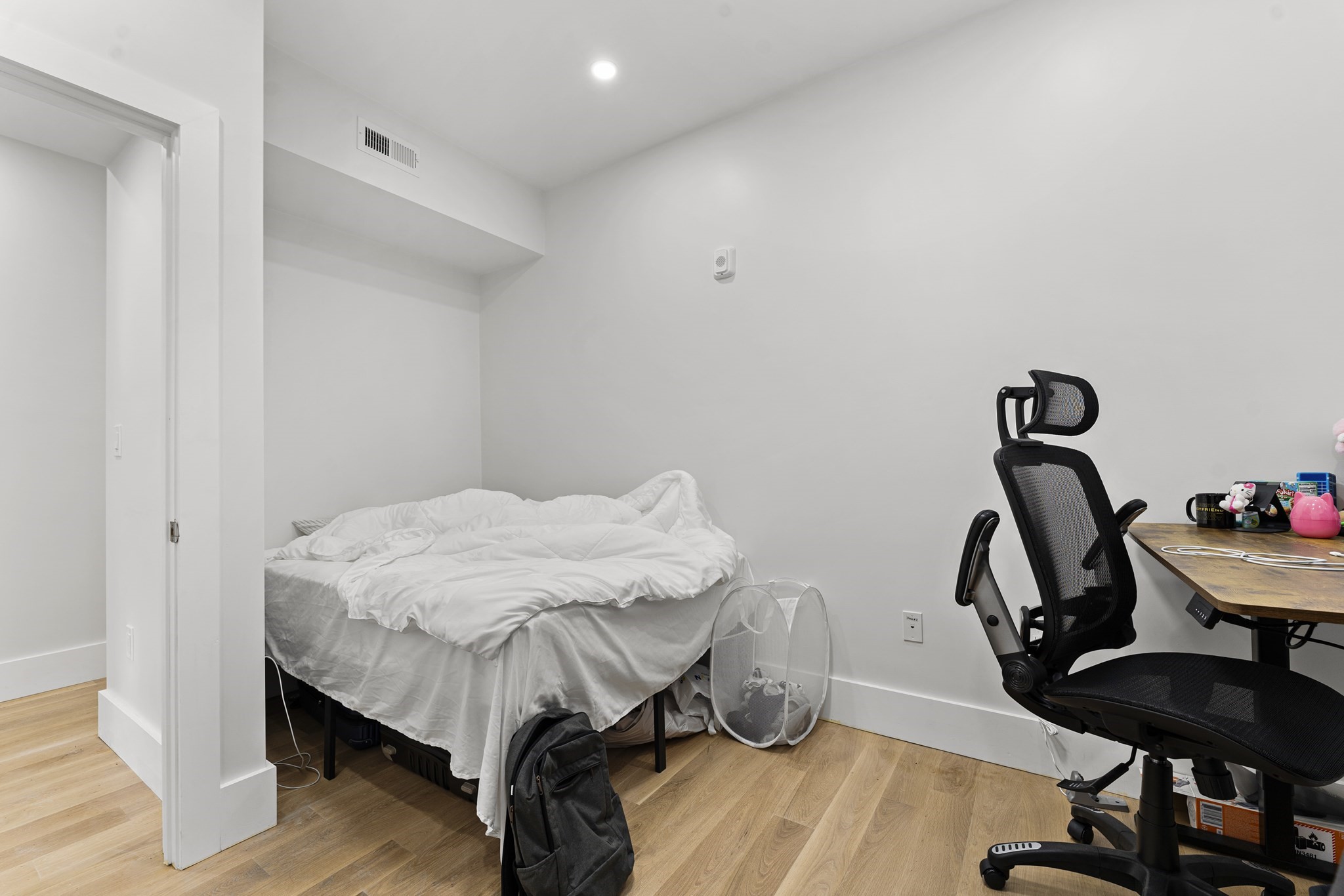 7 Oswald Street # 3 Property Photo 17