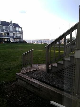 700 Shore Dr # 909 Property Photo 28