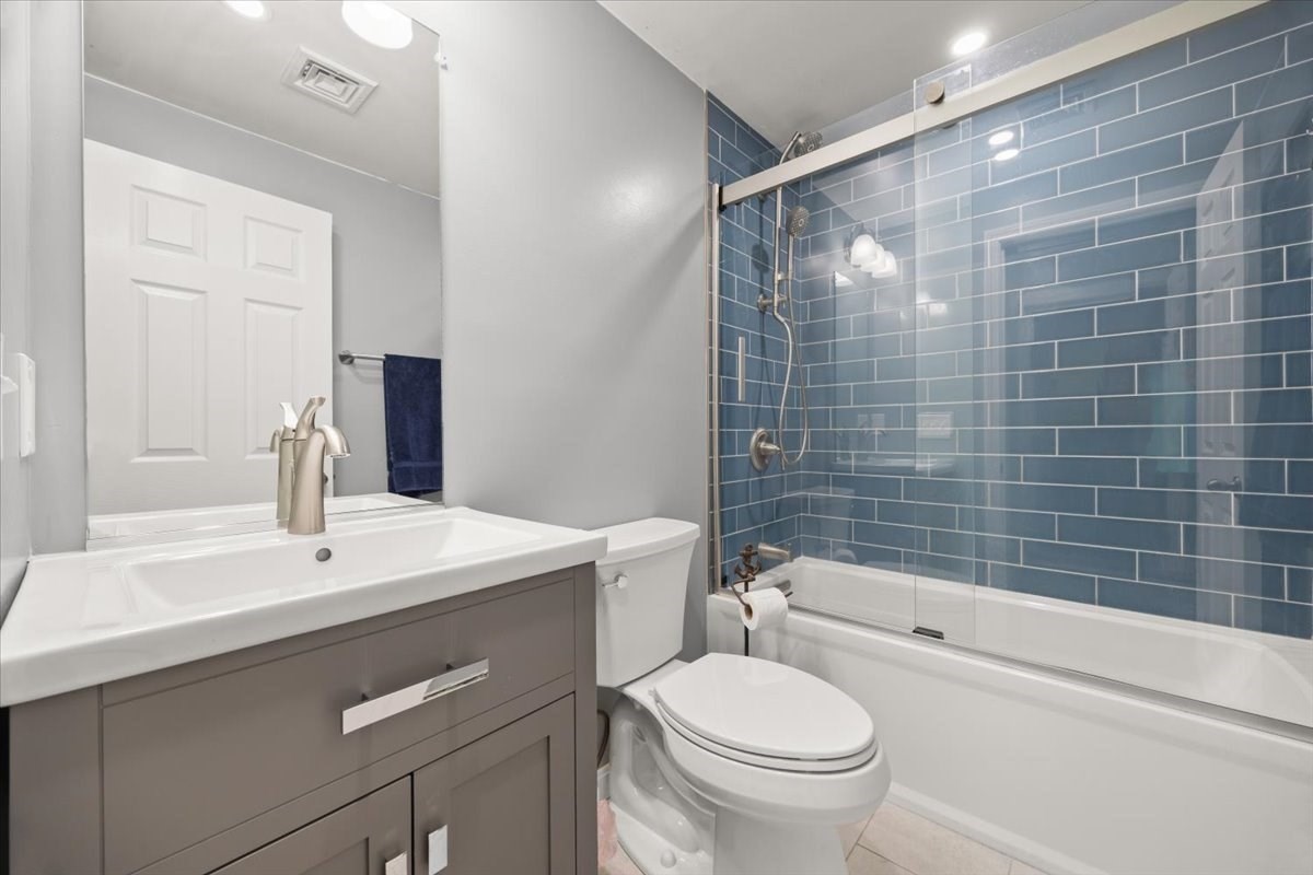 115 Springhill Ave Property Photo 8