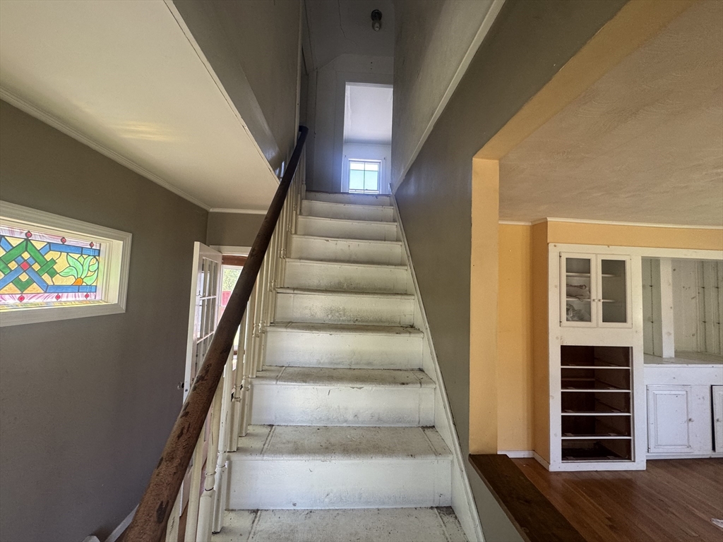 252 Main St Property Photo 10