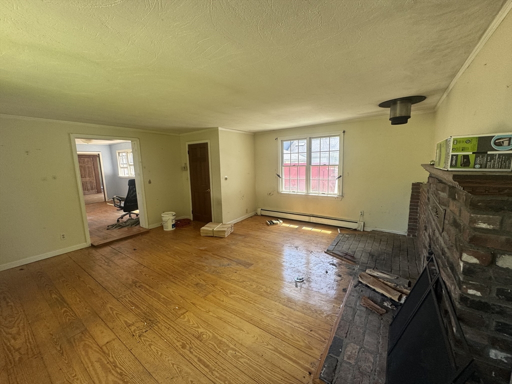 252 Main St Property Photo 22