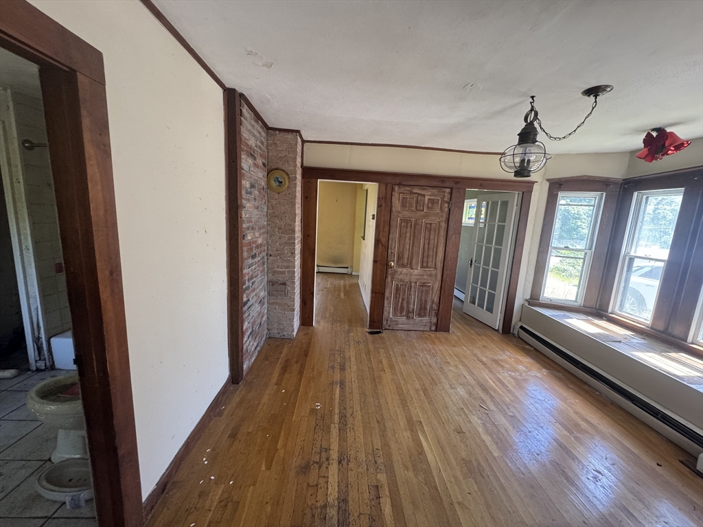 252 Main St Property Photo 25