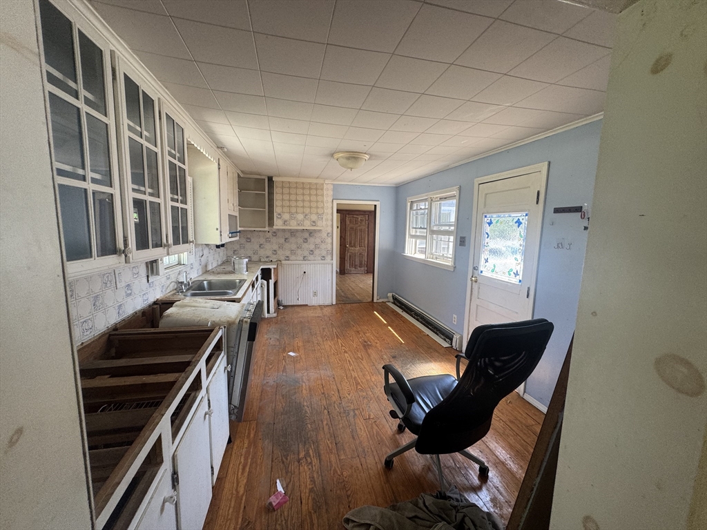 252 Main St Property Photo 26