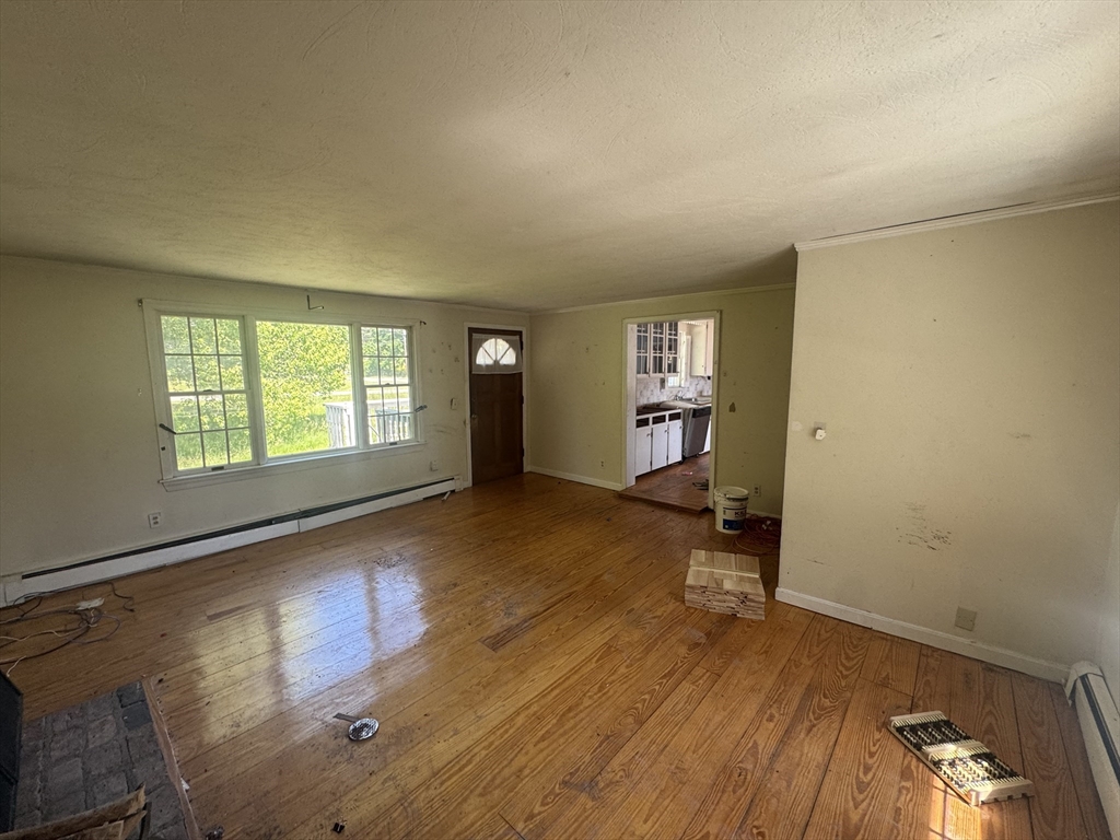252 Main St Property Photo 29
