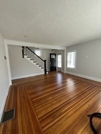 24 May Ter Property Photo 18